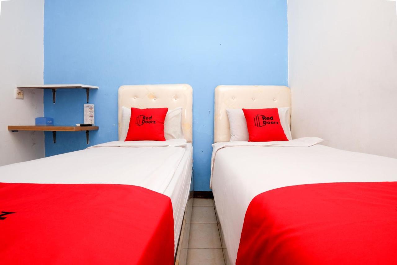 Hotel O Semarang Near Kota Lama Semarang Formerly Kamarkoe Residence Coo Property Ngoại thất bức ảnh